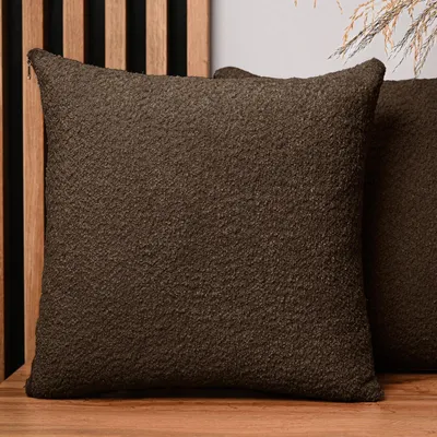 Obrázok produktu pre MG Design, dvojica vankúšových poťahov, 60 x 60 cm, hnedá farba - so zipsom, jemne tkané s textúrou pripomínajúcou zamat, ľahké na údržbu