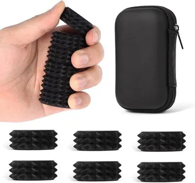 Productafbeelding van Siliconen stressballen, 6 stuks, een pijnverlichtend speelgoed voor volwassenen en jongeren, sensorisch speelgoed voor kinderen, handzame bolletjes die de concentratie bevorderen, geschikt voor kantoor, reizen en onderwijs.