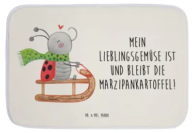 Produktbild von Mr. & Mrs. Panda Badezimmerteppich Smörle Rodeln - Weiß - Geschenk, Winter, Marzipan, Badvorleger, Badteppich, Badezimmer Matte, Badläufer, Schlittenfahren, Badematte
