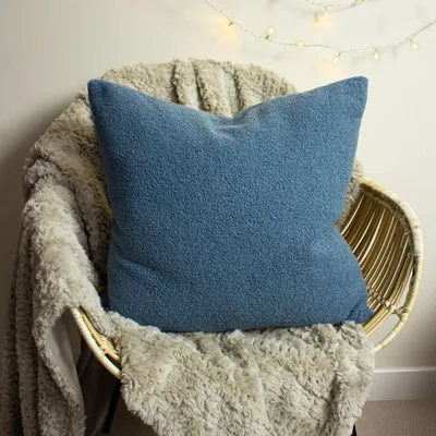 Fleece-Kissen 50x50 cm, reich gefüllt, 100% Polyester, maschinenwaschbar