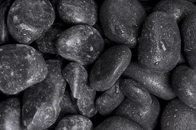 Produktbild von Glanzkies schwarz 35-60 mm, Kalkstein-gelackt, Schwarz, 20 kg Sack, für Garten und Beet