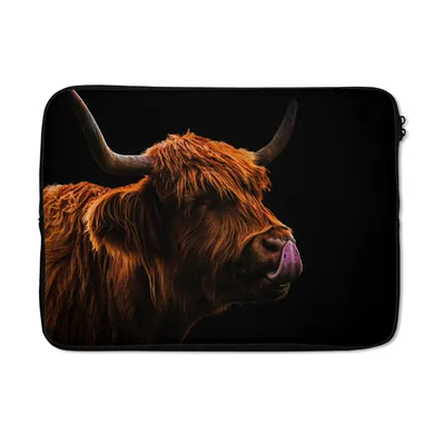 Produktbild von MuchoWow® Laptop Hülle 14 ZollSchottischer Highlander - Zunge - Nase Laptoptasche - Laptoptasche - Stoßsicher - Schutzhaube