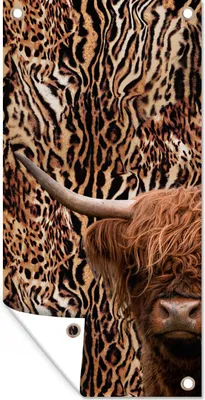 Produktbild von MuchoWow® 30x60 cm Outdoor-Poster Gartendeko Sichtschutz Garten Poster für den Garten  Schottischer Highlander - Kuh - Pantherdruck