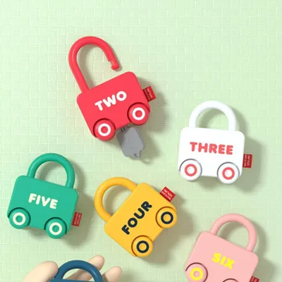 Produktbild von 6-teiliges Entriegelungsspielzeug und passende Schlüssel, Spielzeug zum Vorschullernen für Kinder, pädagogisches Entriegelungsauto