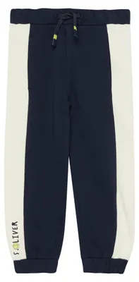 Productafbeelding van s.Oliver joggingbroek met printdetail, model relaxed fit