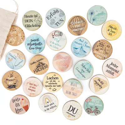 Produktbild von 24 kleine Glücksbringer Holztaler mit Motivationssprüchen 4 cm