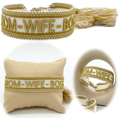 Produktbild von LS-LebenStil Canvas Statement Armband Mom Wife Boss Gold besticktes Stoffarmband gewebt textiles Quasten Spruch Boho Geschenk Freundschaftsarmband