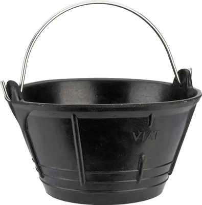 Image de Seau Caoutchouc Noir 10l Robuste, Souple Et Durable Pour Tous Usages. - Viat