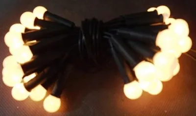 Produktbild von Led Laternen 50 Kugeln Weiss 3M 220-240V Für Weihnachtsbaum - Langlebig Für Zuhause Feiertage