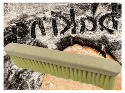 Produktbild von Mehlbesen aus Holz mit Naturborsten