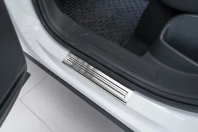 Produktbild von Edelstahl Exclusive Einstiegsleisten passend für VW Tiguan 2 AD1 2016-2024, Farbe:Silber
