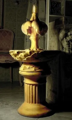 Produktbild von Casa Padrino Barock Gartenbrunnen Beige H. 93 cm - Garten & Terrassen Deko Stein Brunnen im Barockstil - Barock & Jugendstil Garten & Terrassen Deko Accessoires