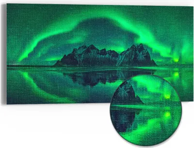 Produktbild von DEQORI Hybrid Leinwand Bild 60x30 cm 'Vestrahorn im Polarlicht' Wandbild Glas flach modern