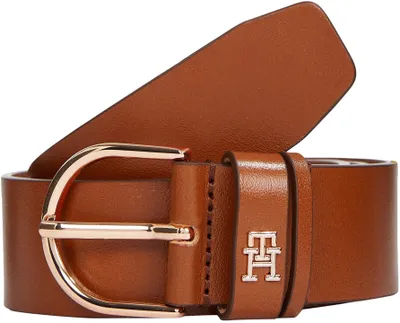 Imagen del producto de Cinturón para mujer Tommy Hilfiger, modelo Essential Effortless, de 3,5 cm de ancho, con hebilla de broche, color marrón
