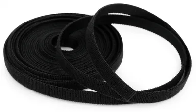 Schwarzes doppelseitiges Klettband 10mm auf Rolle, ideal als wiederverwendbarer Klett-Kabelbinder.