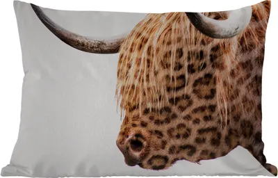 Produktbild von MuchoWow® Outdoor Kissen - Schottisches Hochlandrind - Pantherdruck - Weiß - 60x40 cm - Wetterfest - Lounge Kissen - Zierkissen - Kissen für Innenräume