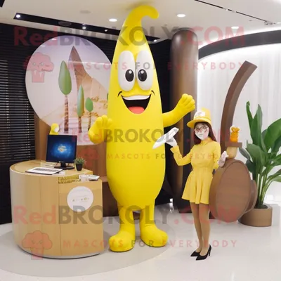 Immagine prodotto di Personaggio del costume della mascotte REDBROKOLY della baa gialla vestito con una gonna a tubino e orologi