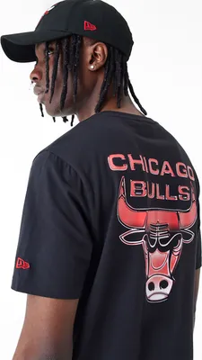 Zdjęcie produktu dla New Era T-Shirt NBA Holographic Chicago Bulls czarny M