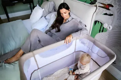 Produktbild von 4-in-1-Kinderbeistellbett bis 15 kg mit Matratze und Höhenverstellung