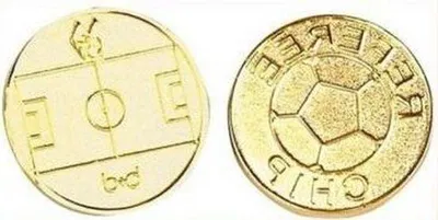 Produktbild von Famanu Schiedsrichterpfeife - Metall - Gold - 3 cm