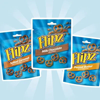 Produktbild von 3x Flipz Brezeln | Peanut Butter, Salted Caramel & Milk Chocolate | Je 90 g Beutel | Süß-salzige Snacks aus den USA     +Heartforcards Versandschutz