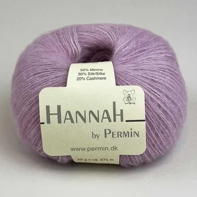 Zdjęcie produktu dla Hannah by Permin – Luksusowa przędza z wełny merynosowej, jedwabiu i kaszmiru (21 jasnofioletowa)