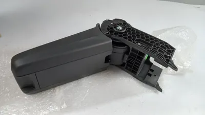 Produktbild von Original SKODA Fabia NJ Rapid SEAT Toledo KG Armlehne satinschwarz 6V08671749B9