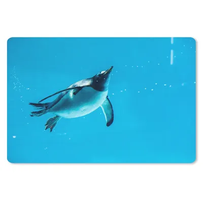 Produktbild von MuchoWow® Mauspad Mousepad Ein schwimmender Pinguin 27x18 cm - Mousepads - Maus Mat - Pad - Mausunterlage - Büroartikel - Desk Matten