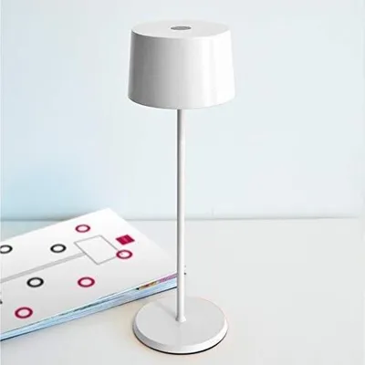 Image de Lampe De Table Led Zafferano Olivia Pro, Or Jaune, Rechargeable Et Dimmable - 2200-2700-3000K, 9 Heures À Puissance Maximale