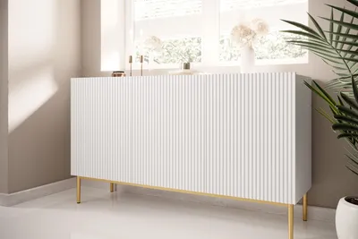 Zdjęcie produktu dla Biała KOMODA DO SALONU z półkami złote nóżki 150 cm GLAMOUR ryflowana mat