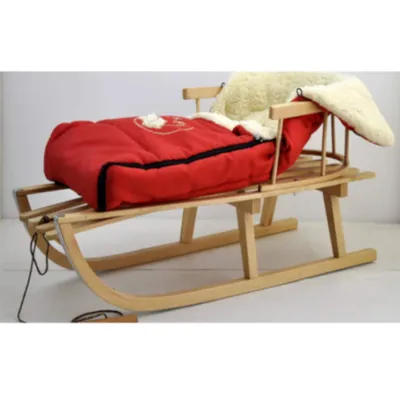 Produktbild von Holzschlitten Kinderschlitten aus Buchenholz Rückenlehne inkl. Zugseil + Winterfußsack Schlittensack 40 x 90 cm Fußsack Schlitten Metallkufen Rot