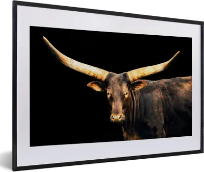 Produktbild von MuchoWow® MuchoWow® Gerahmtes Poster Kuh - Watussi - Braun 60x40 cm - Poster mit zchwarzem Bilderrahmen - Schlafzimmer - Plakat in Rahmen - Drucken