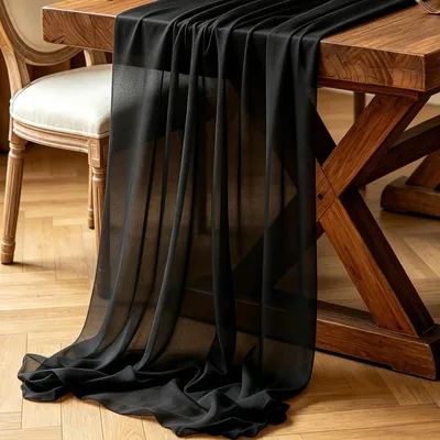 Obrázok produktu pre 2 kusy čipkovaných obrusov, čierna farba, rozmery 77 x 300 cm