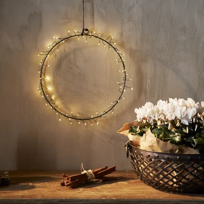 Produktbild von LED Lichtkranz Nike - 80 warmweiße LED - D: 30cm - Batterie - Timer - für Innen - schwarz