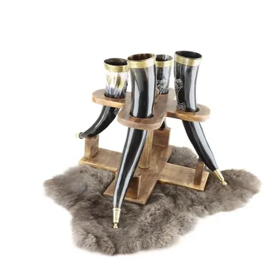 Produktbild von Wikingerhörner im Holzständer - wikinger trinkhorn - wikinger becher - Nordisches Trinkhorn - wikinger horn - Mittelalterliches Trinkhorn