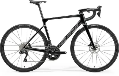 Zdjęcie produktu dla Rower szosowy MERIDA SCULTURA 6000 z karbonową ramą - napęd 105 Di2, rozmiar M