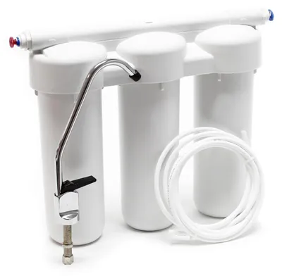 3-stufiger Untertisch-Wasserfilter mit PP- und Aktivkohleblock