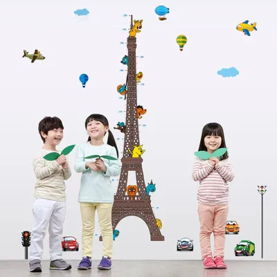 Produktbild von Wandaufkleber mit Größenmessskala für den Eiffelturm mit Tieren und Flugzeugen für Kinder