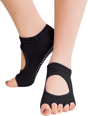 Obrázek produktu pro Černé ponožky Jumada bez prstů na jógu a pilates s úchytem – univerzální velikost díky jedinečné pružnosti