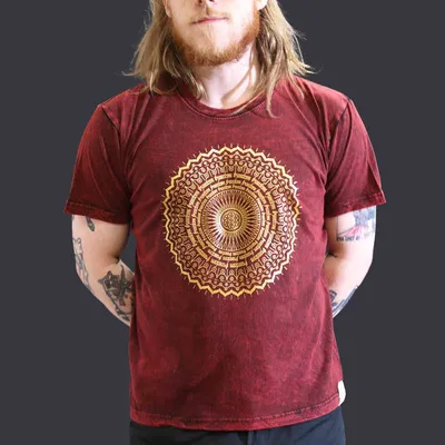 Imagen del producto de Camiseta Nomad Sari Grande - Mandala - Granate