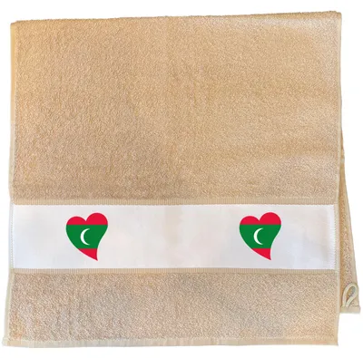 Produktbild von Huuraa Handtuch Malediven Flagge Herz 50x100cm Sand Baumwolle Handtuch Geschenkidee
