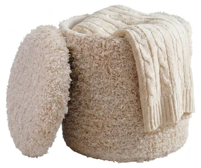 Sitzhocker Boho mit Stauraum aus Wolle in Beige, Gesamtansicht mit aufgeklapptem Deckel und darin liegendem Kissen.
