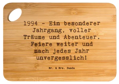 Produktbild von Mr. & Mrs. Panda Holzbrett Spruch 1994 Geburtstag - Transparent - Geschenk, Glückwunsch, besondere Jahre, Holzbrettchen, Hackbrett, Feier, Träume und Abenteuer, Alter