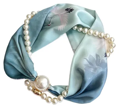 Immagine prodotto di Sciarpa da donna con chiusura magnetica, ideale per la primavera e l'autunno, con un piccolo motivo quadrato e un design elegante