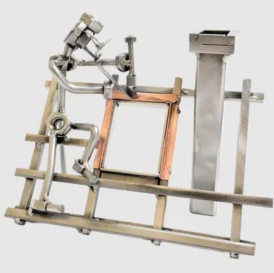 Produktbild von Hinz und Kunst Metallfigur Spengler – handgefertigte Skulptur