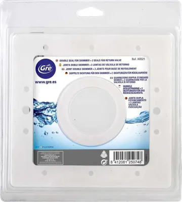 The image shows the retail packaging of a GRE double seal for a skimmer and return valve.