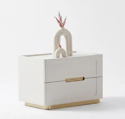 Immagine prodotto di Set per camera da letto: letto, comodini, armadio. Stile elegante, comfort elevato