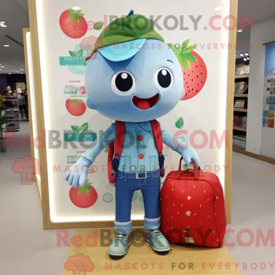 Produktbild von Maskottchenfigur REDBROKOLY einer cyanfarbenen Erdbeere mit Chambray-Hemd und Clutch-Taschen