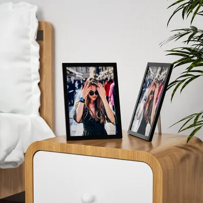 Produktbild von Set von 3 Holz-Bilderrahmen - natürliches Holz - A4-Format - unzerbrechliches Plexiglas - Set für Fotos und Karikaturen - schwarz