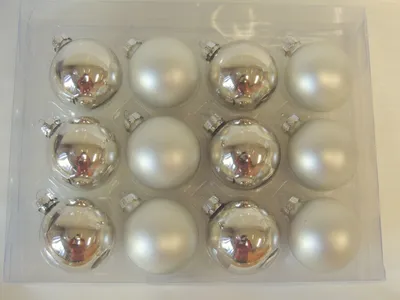 Produktbild von Christbaumkugeln aus Glas in silber 6 cm 12 Stück Weihnachtskugeln